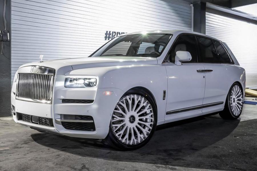 Rolls-Royce Cullinan Alpine White on Forgiato Wheels (RDB-ECL) '2018